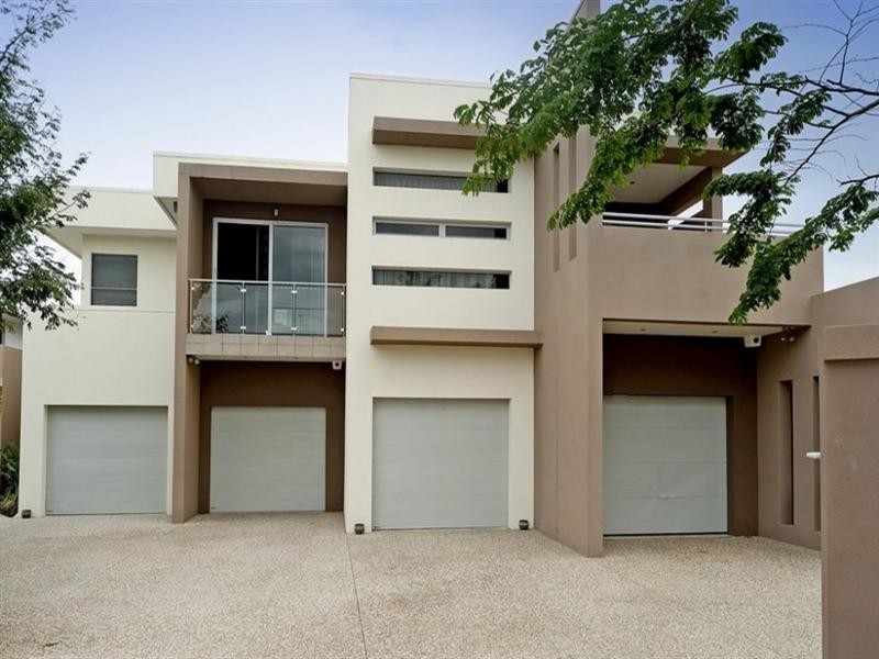 1 & 2/13 Pisa Court, Surfers Paradise QLD 4217