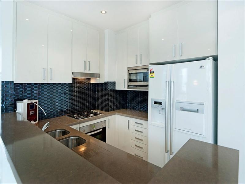 801/4 Como Crescent, Southport QLD 4215