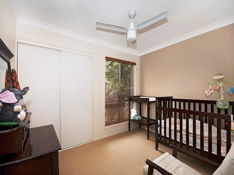 19 Nottinghill Place, Oxenford QLD 4210