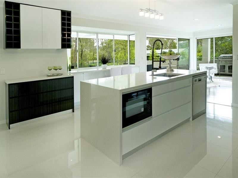 38 Riverdowns Crescent, Helensvale QLD 4212