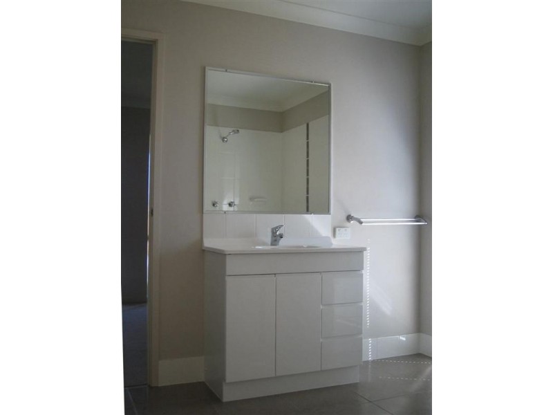 10 Buchanan Circuit, Oxenford QLD 4210