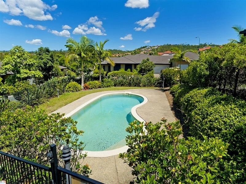 4/136 Pacific Pines Boulevard, Pacific Pines QLD 4211