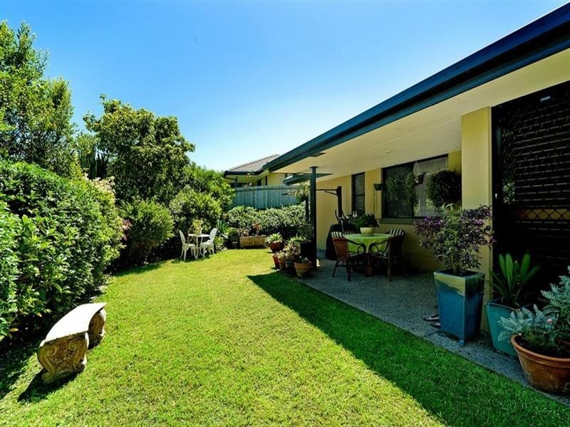 4/136 Pacific Pines Boulevard, Pacific Pines QLD 4211