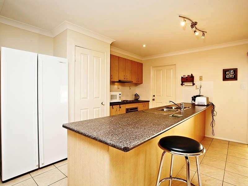 12 Tandanus Court, Oxenford QLD 4210