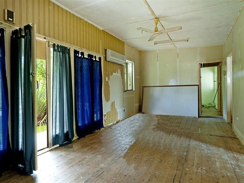 23 Allden Avenue, Labrador QLD 4215