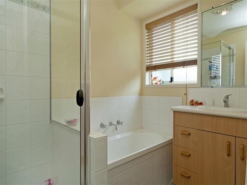 9 College Close, Upper Coomera QLD 4209