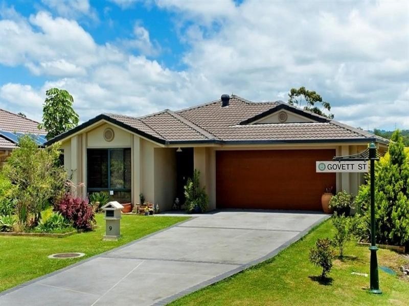 9 Govett Street, Pacific Pines QLD 4211