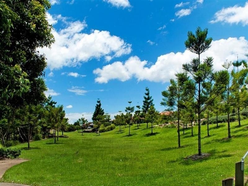 9 Govett Street, Pacific Pines QLD 4211