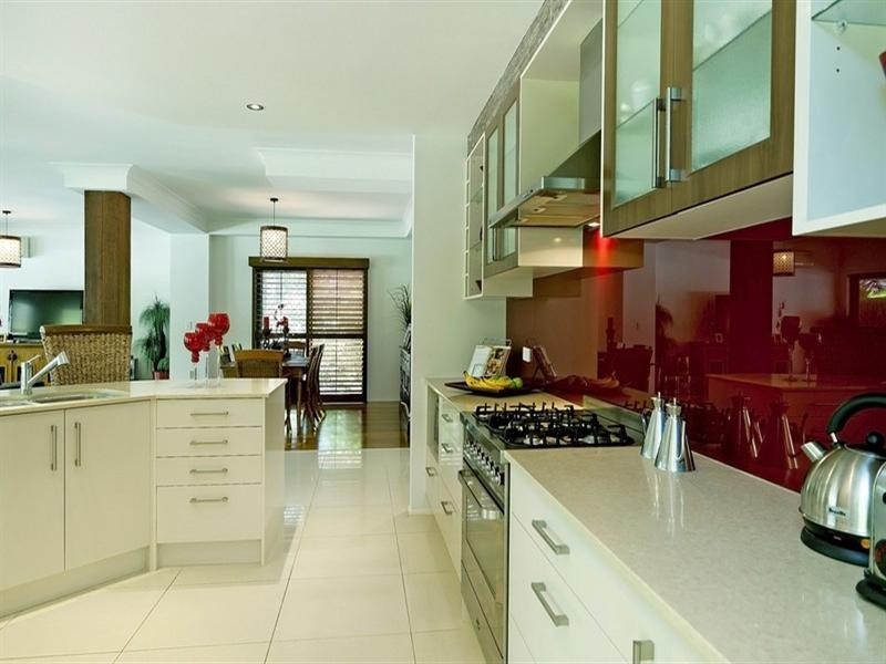 82 Rivertree Avenue, Helensvale QLD 4212