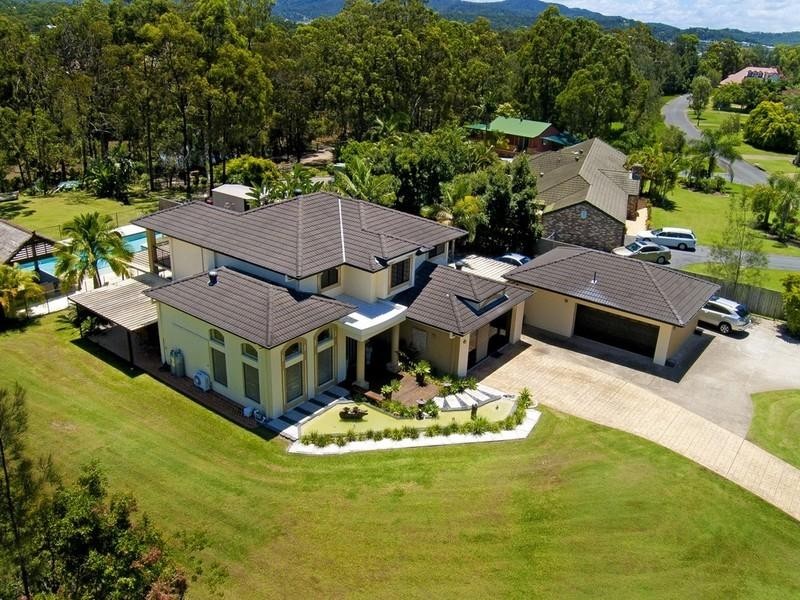 82 Rivertree Avenue, Helensvale QLD 4212