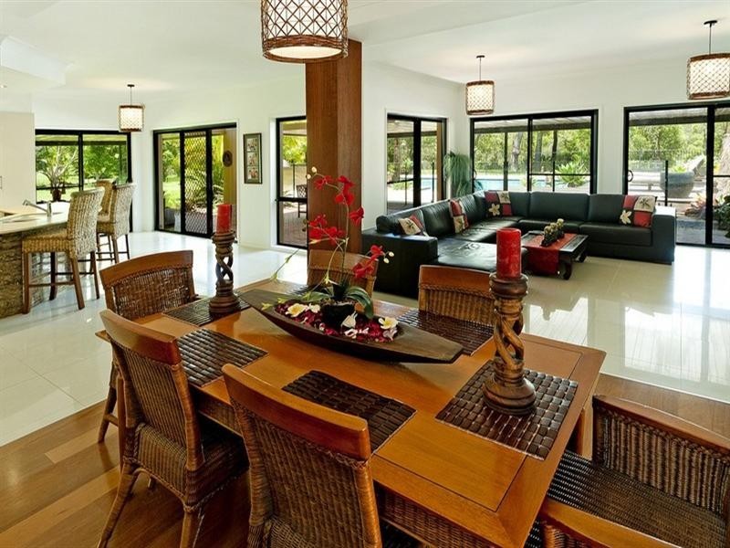 82 Rivertree Avenue, Helensvale QLD 4212