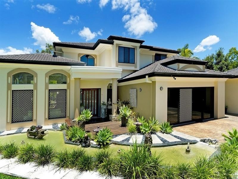 82 Rivertree Avenue, Helensvale QLD 4212