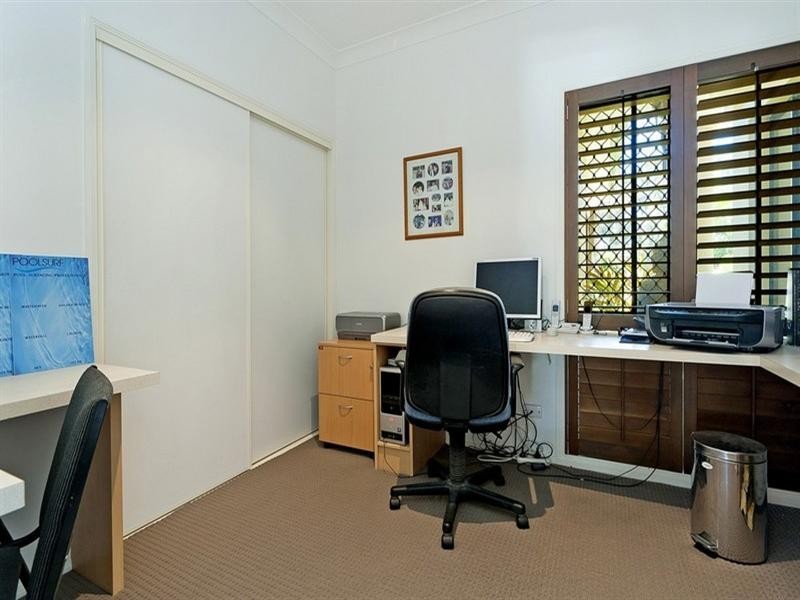 82 Rivertree Avenue, Helensvale QLD 4212