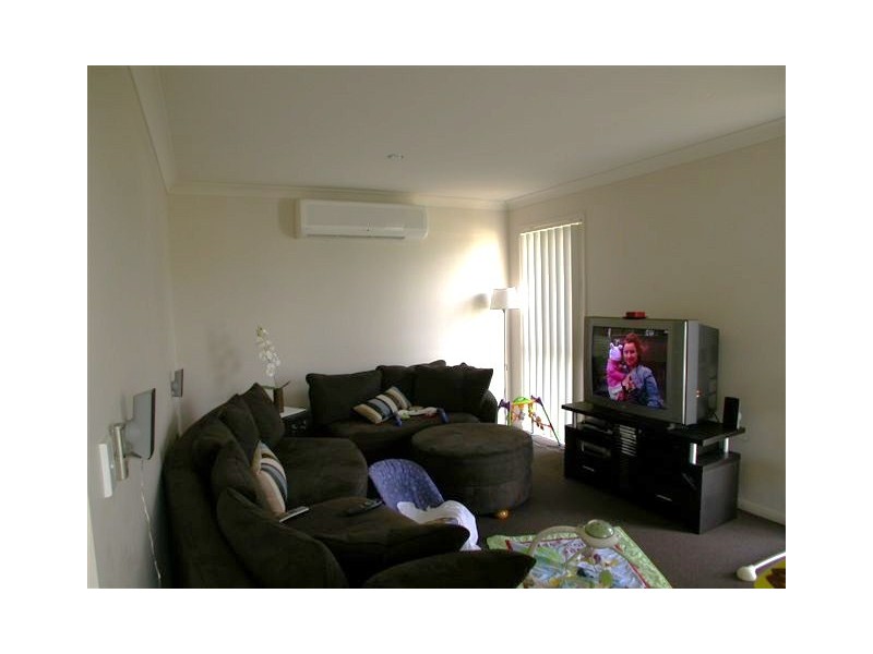 18 Pritchard Court, Pacific Pines QLD 4211