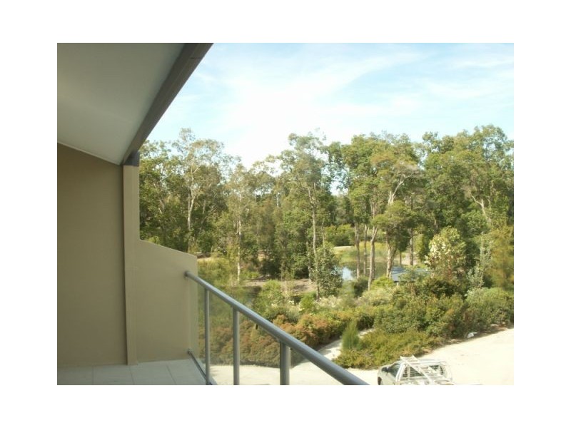 0 Moyenne Crescent, Varsity Lakes QLD 4227