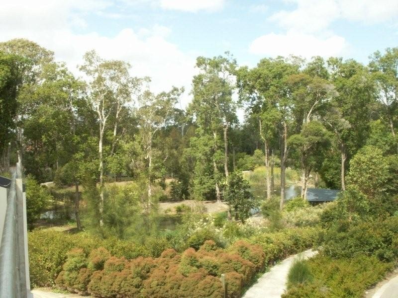 0 Moyenne Crescent, Varsity Lakes QLD 4227