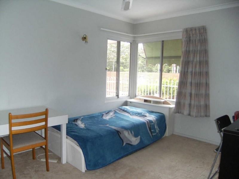 16 Jippi Avenue, Southport QLD 4215