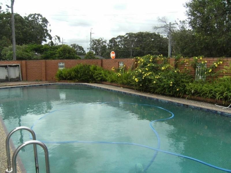 16 Jippi Avenue, Southport QLD 4215