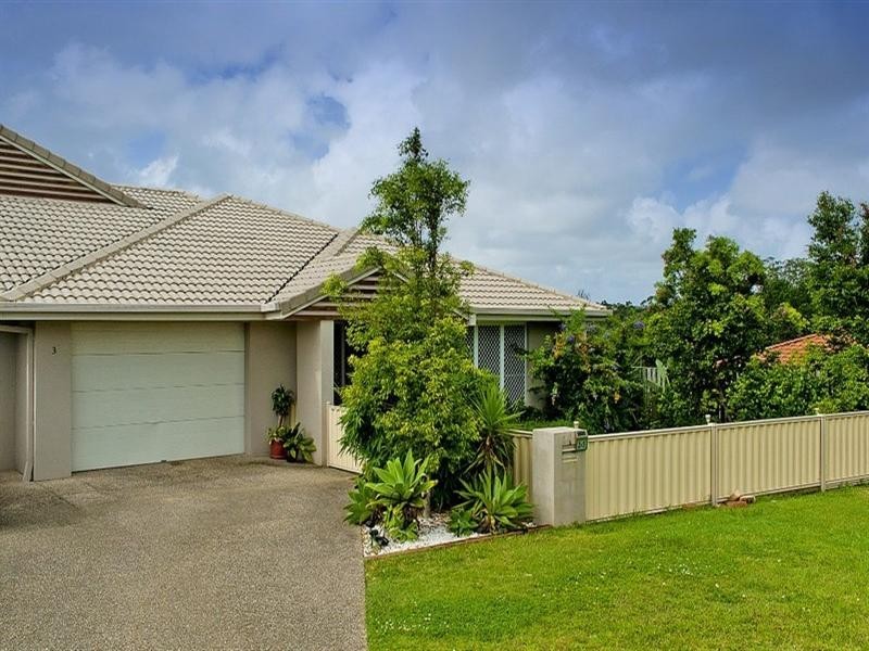 2/3 Whitely Court, Maudsland QLD 4210