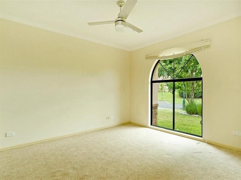 6 River Meadows Drive, Helensvale QLD 4212