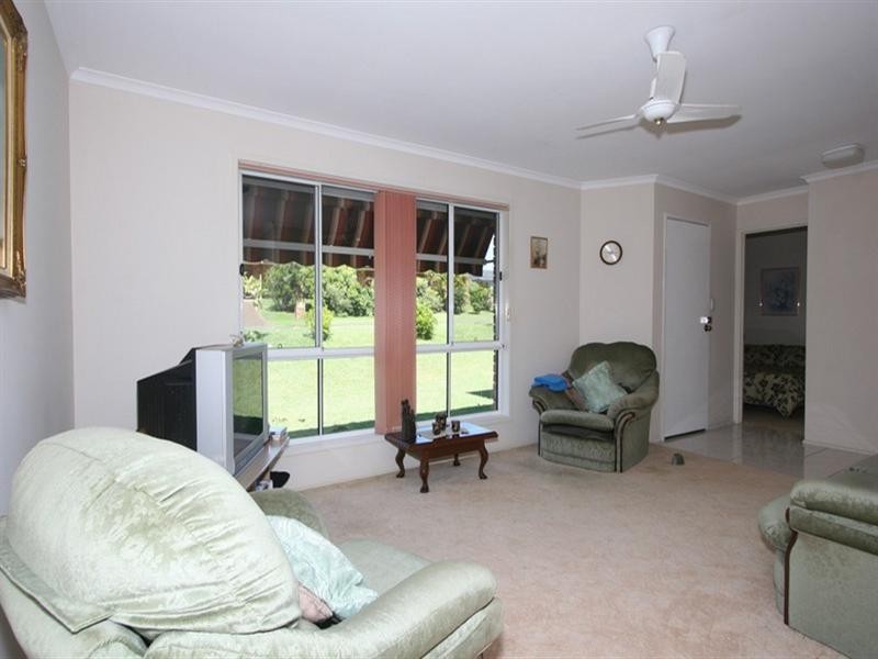 238 Mildura Drive, Helensvale QLD 4212