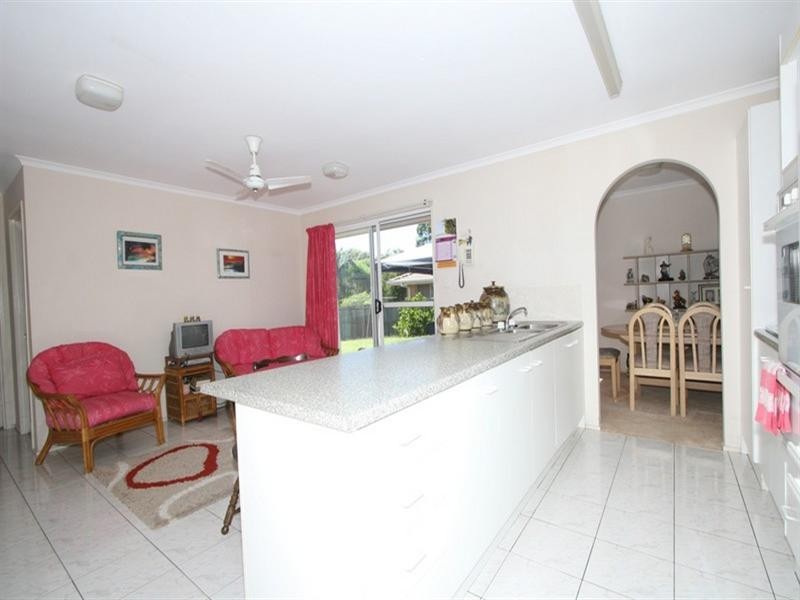 238 Mildura Drive, Helensvale QLD 4212