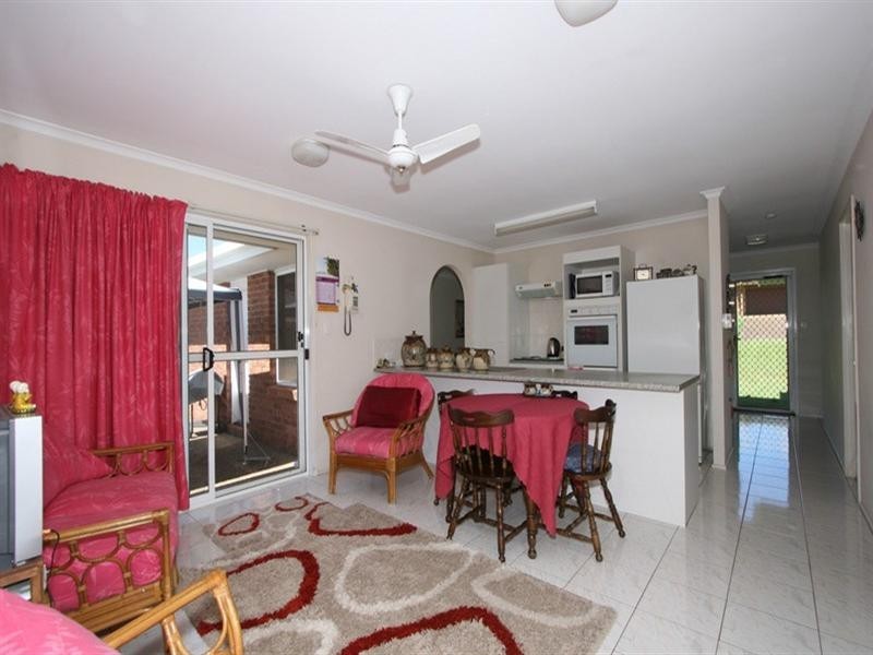 238 Mildura Drive, Helensvale QLD 4212