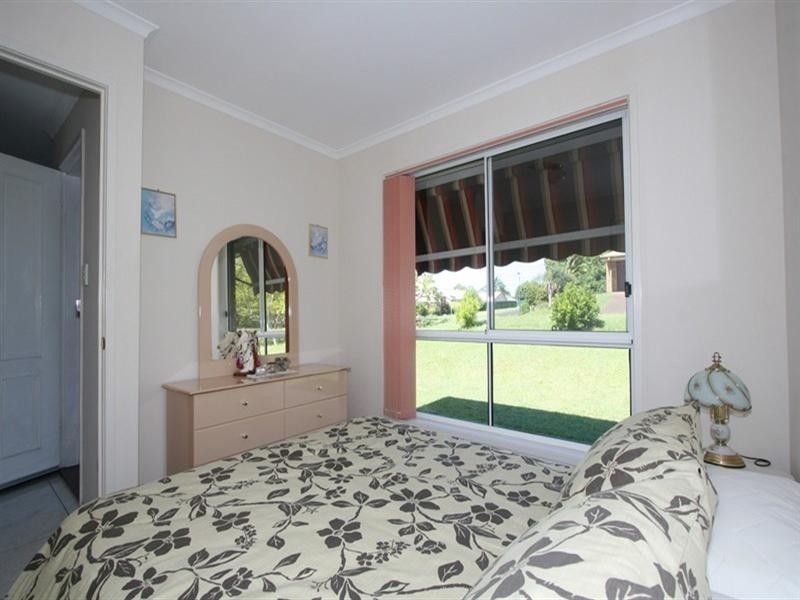 238 Mildura Drive, Helensvale QLD 4212