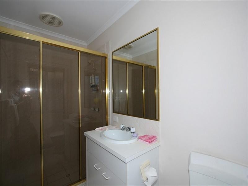 238 Mildura Drive, Helensvale QLD 4212