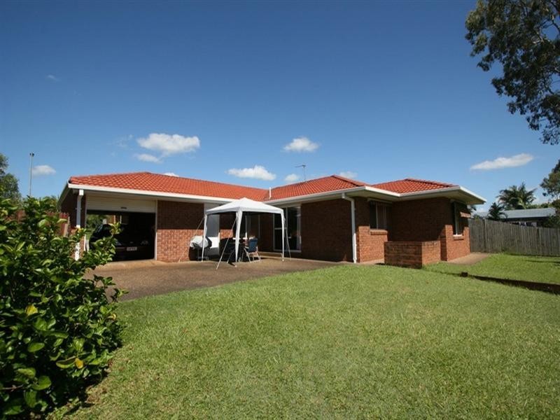238 Mildura Drive, Helensvale QLD 4212