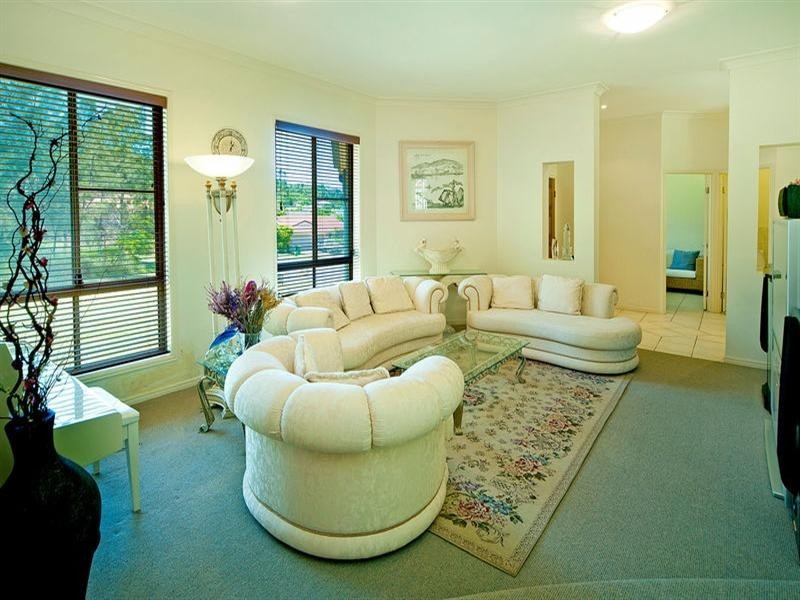 12 Motu Close, Pacific Pines QLD 4211