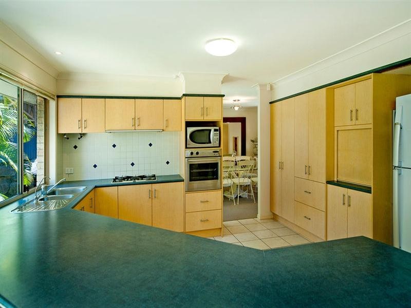 12 Motu Close, Pacific Pines QLD 4211