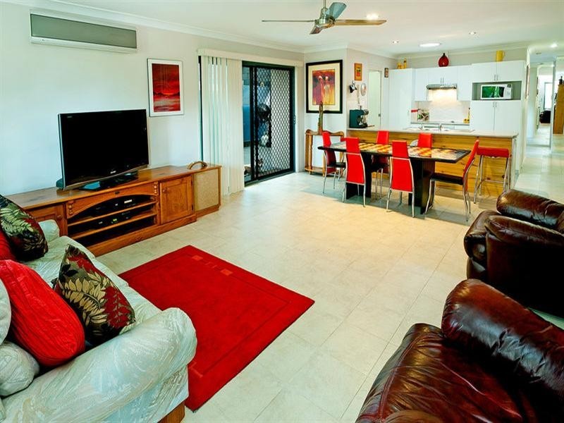 16/2 Anaheim Drive, Helensvale QLD 4212