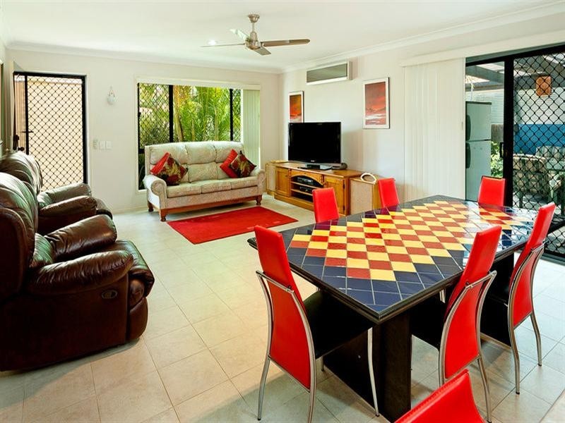 16/2 Anaheim Drive, Helensvale QLD 4212