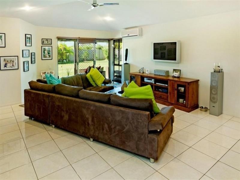 15 Riverbrooke Drive, Upper Coomera QLD 4209