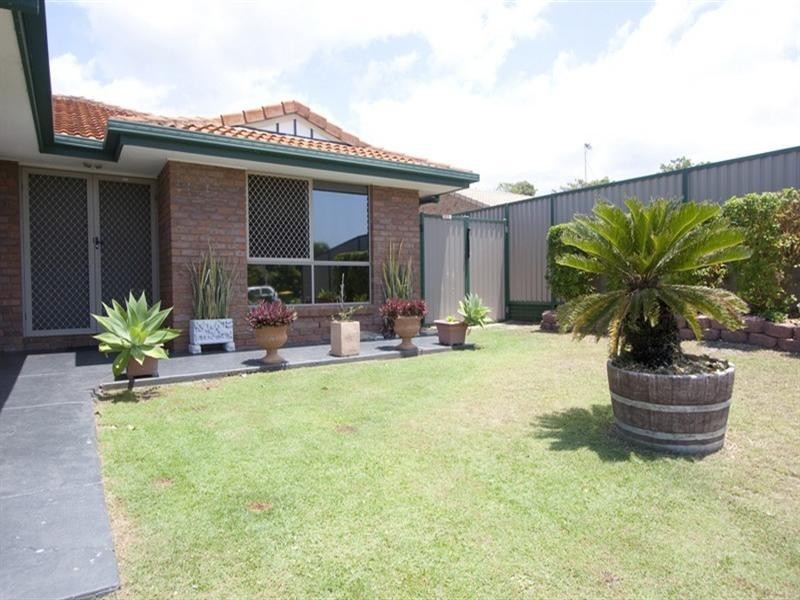 52 Greenacre Drive, Parkwood QLD 4214