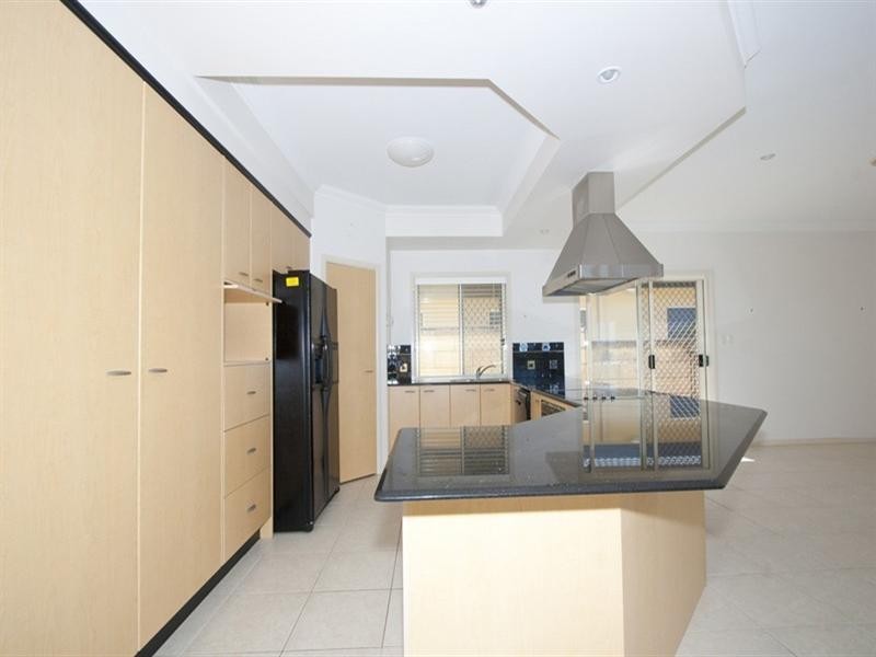 22 Parkwater Terrace, Helensvale QLD 4212