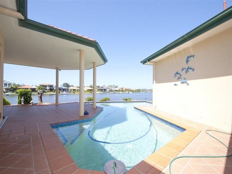 22 Parkwater Terrace, Helensvale QLD 4212