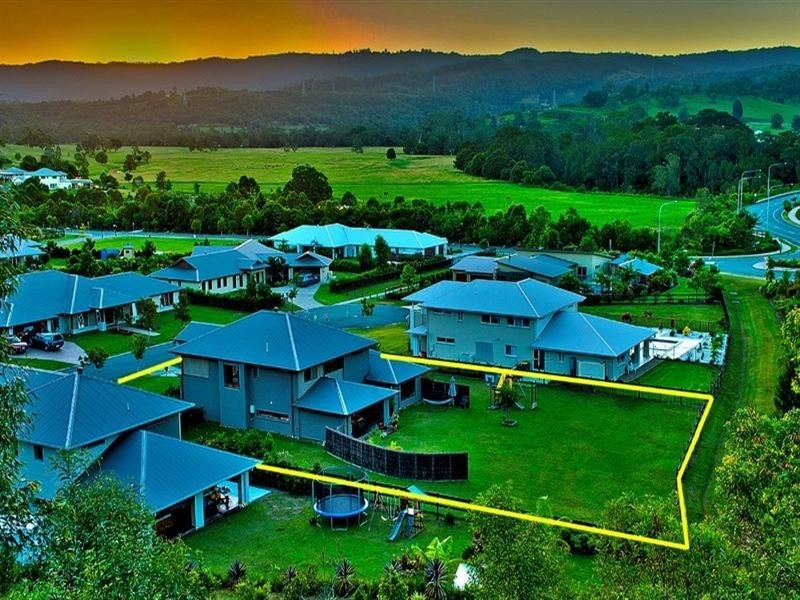 11 Meadow Court, Maudsland QLD 4210