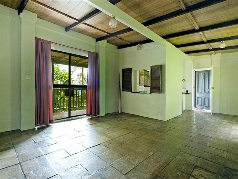 1684 Tamborine-Oxenford Road, Wongawallan QLD 4210