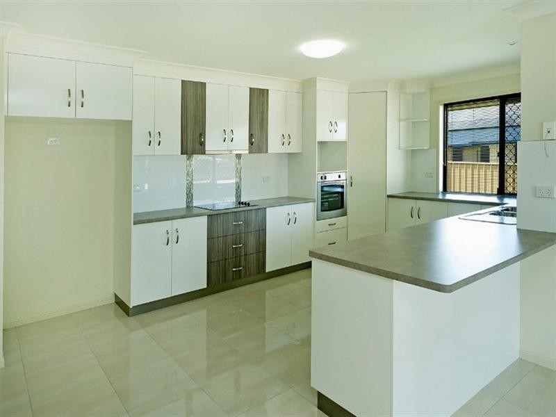 9 Sulzberger Court, Flinders View QLD 4305