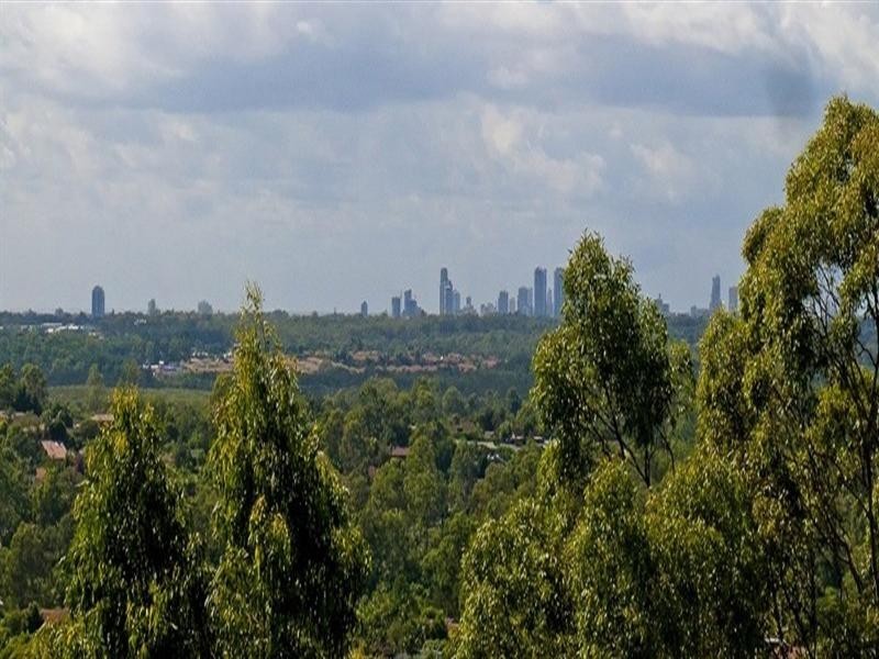 73 Tamworth Drive, Helensvale QLD 4212