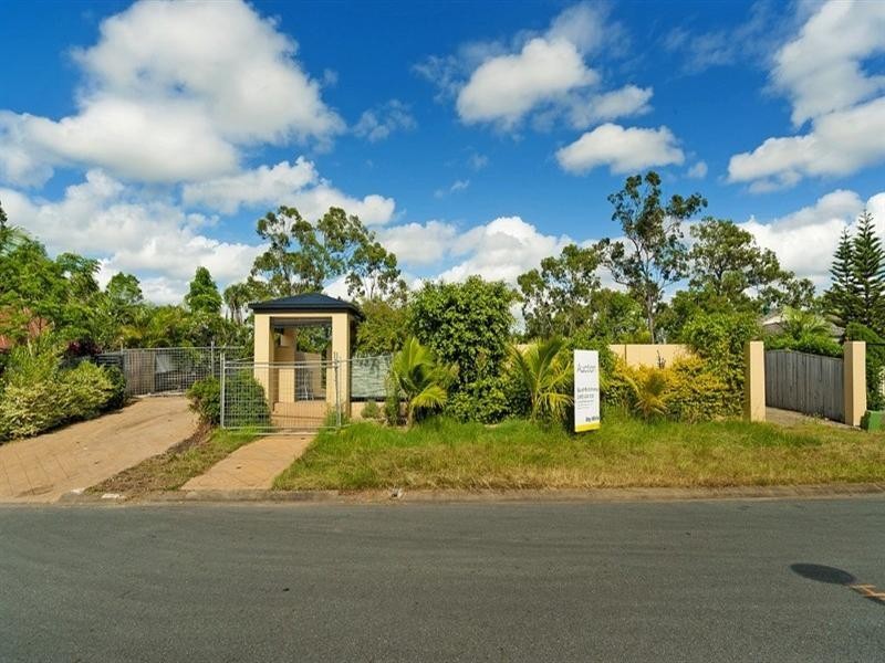 73 Tamworth Drive, Helensvale QLD 4212