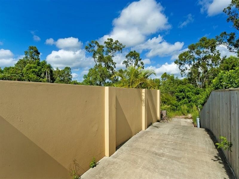 73 Tamworth Drive, Helensvale QLD 4212