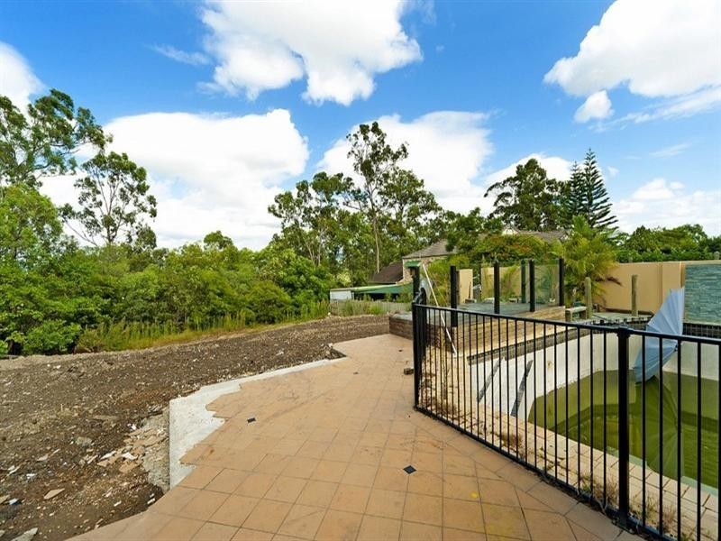 73 Tamworth Drive, Helensvale QLD 4212