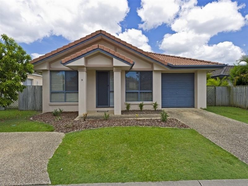 9/2 Anaheim Drive, Helensvale QLD 4212
