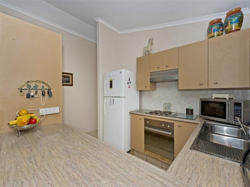 9/2 Anaheim Drive, Helensvale QLD 4212