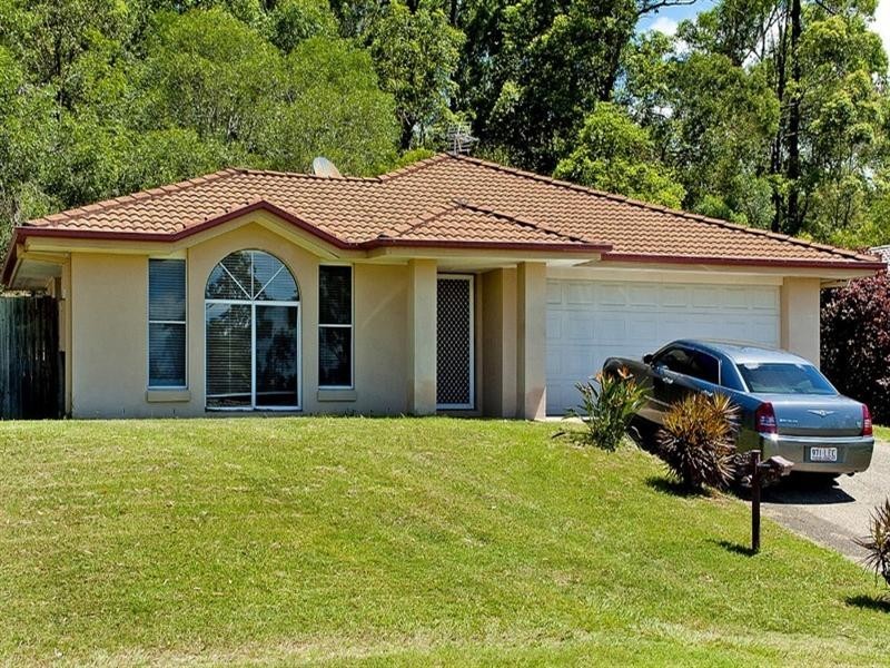 18 Winslow Court, Oxenford QLD 4210
