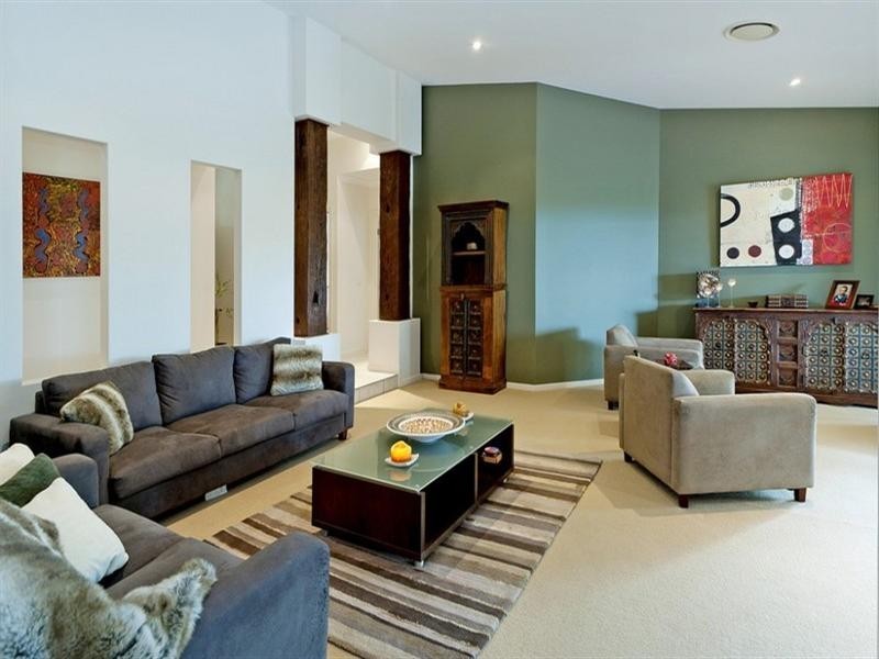 9 Mercure Place, Highland Park QLD 4211