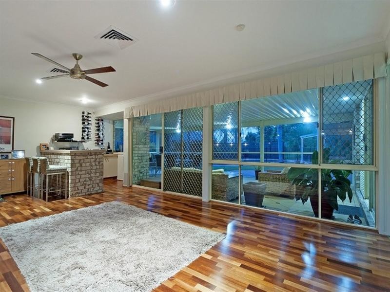 45 Rivertree Avenue, Helensvale QLD 4212